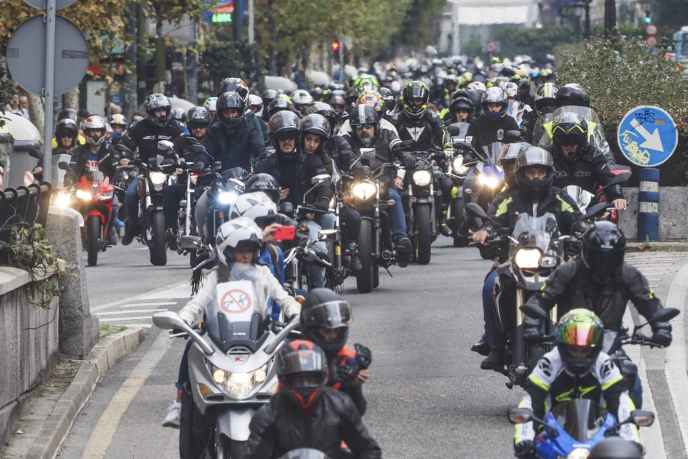 Fotos: La congregación de motoristas en Santander