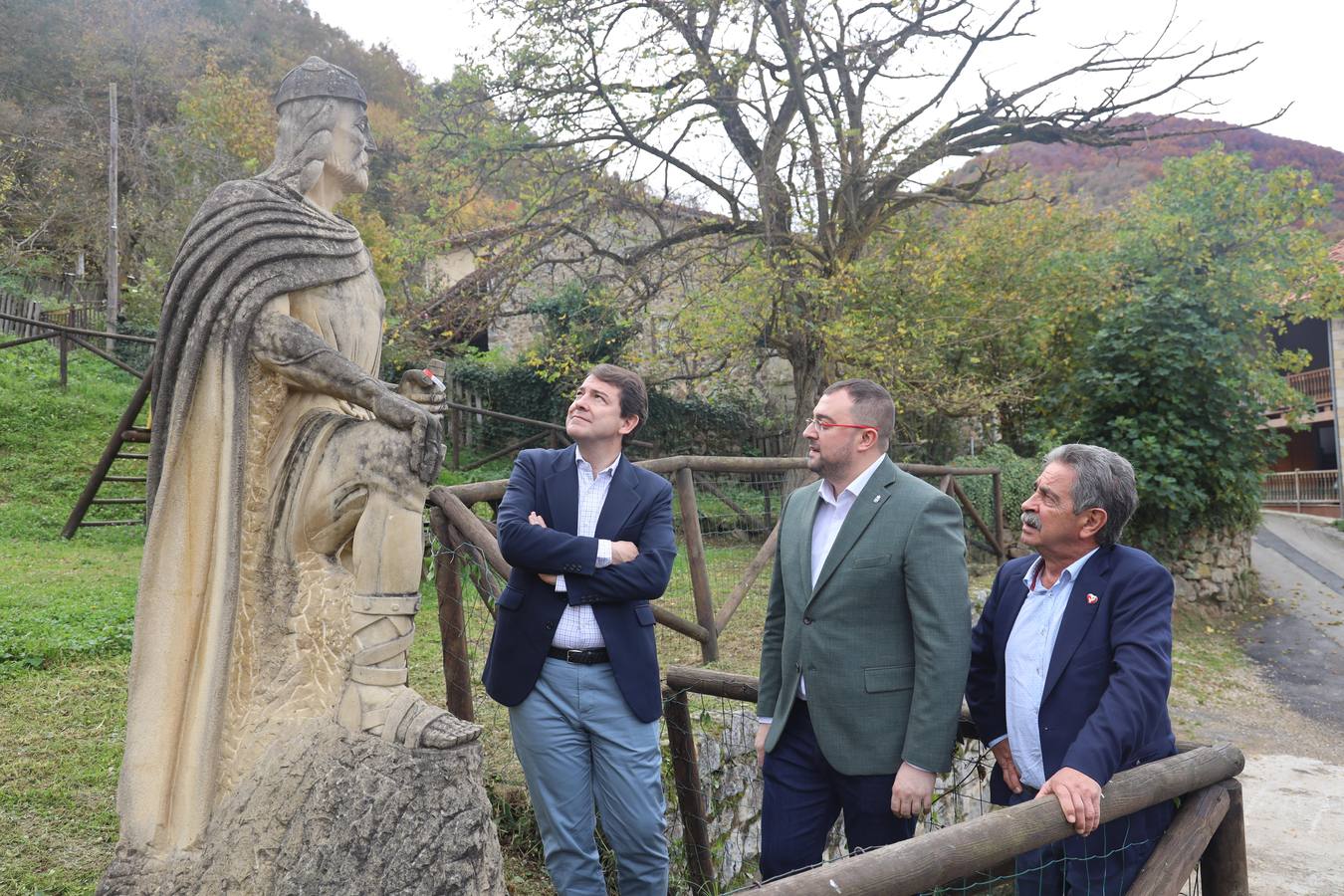 Visita de los presidentes de Cantabria, Castilla y León y Asturias a Liébana con motivo de la reunión de la Comisión de Gestión del Parque Nacional de Picos de Europa.