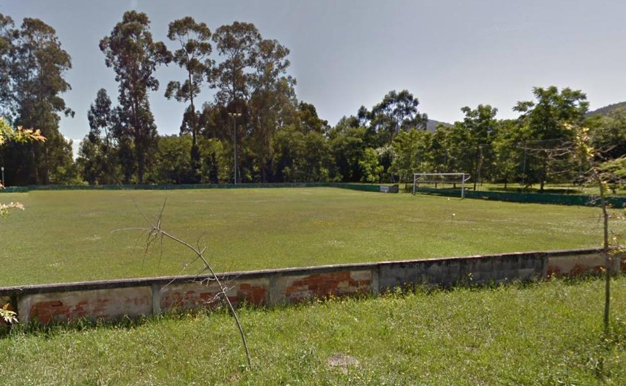 Campo de fútbol de Cartes