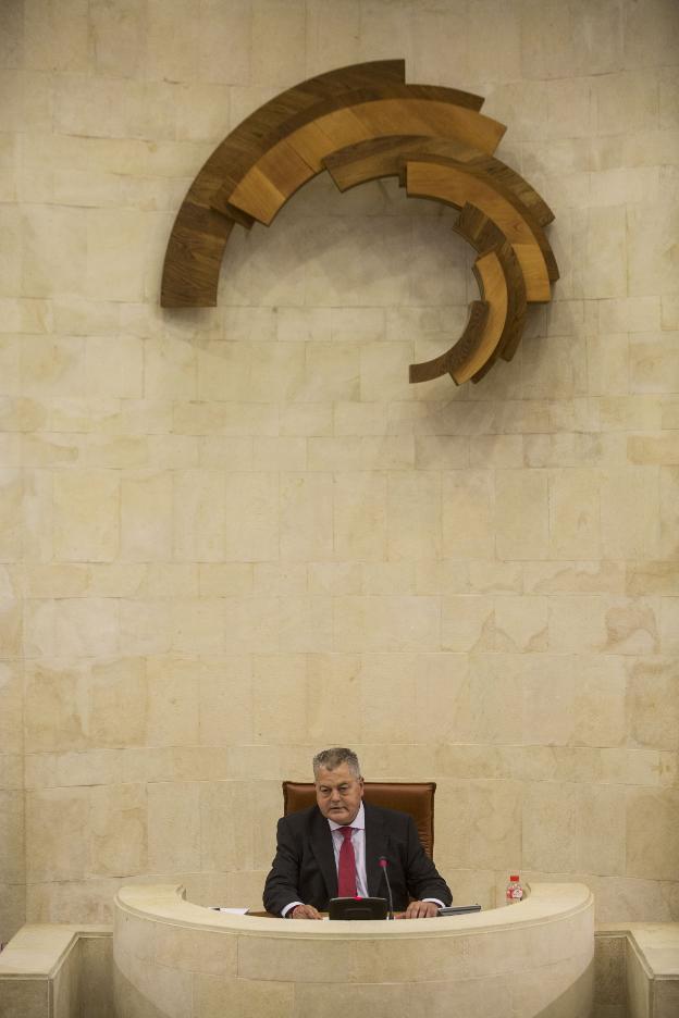 Imagen del logotipo del Parlamento que preside la Cámara cántabra. 