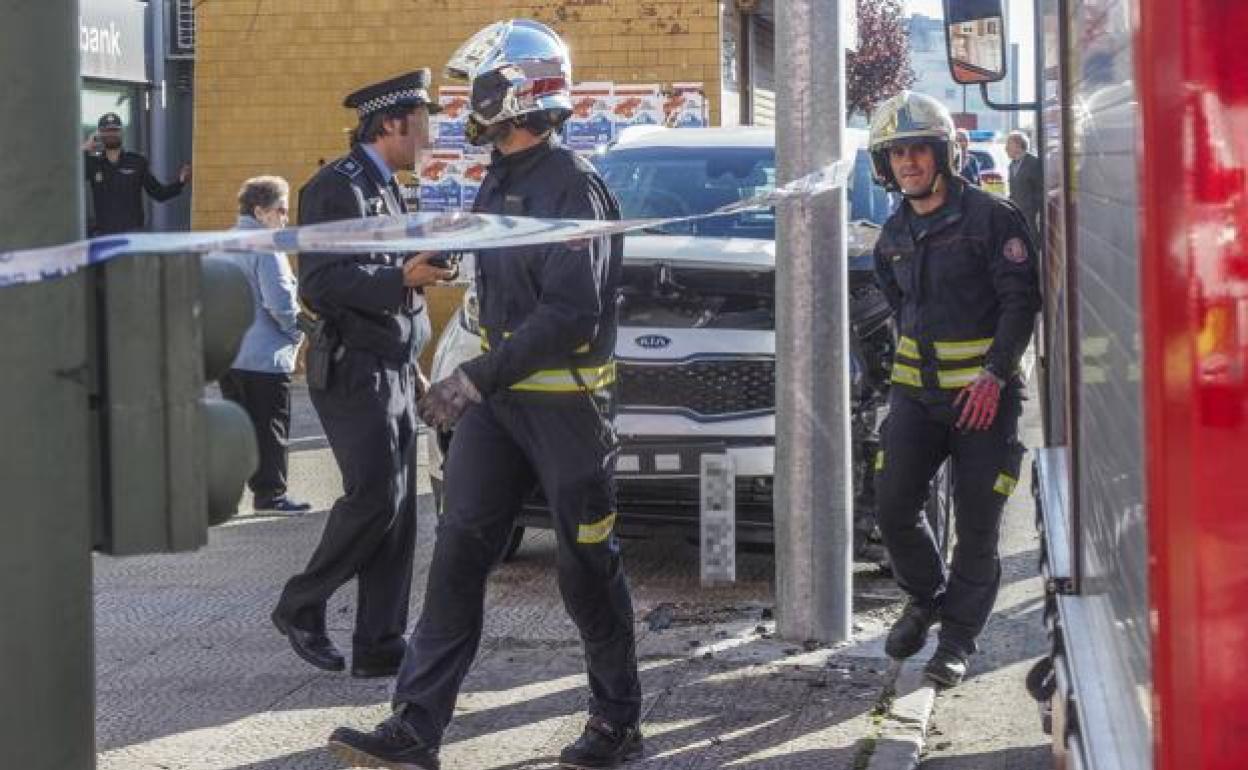 El juez achaca dos homicidios imprudentes al conductor que invadió la acera en General Dávila en 2018