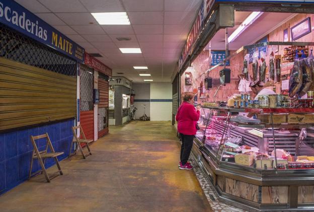 Interior del Mercado de La Esperanza.