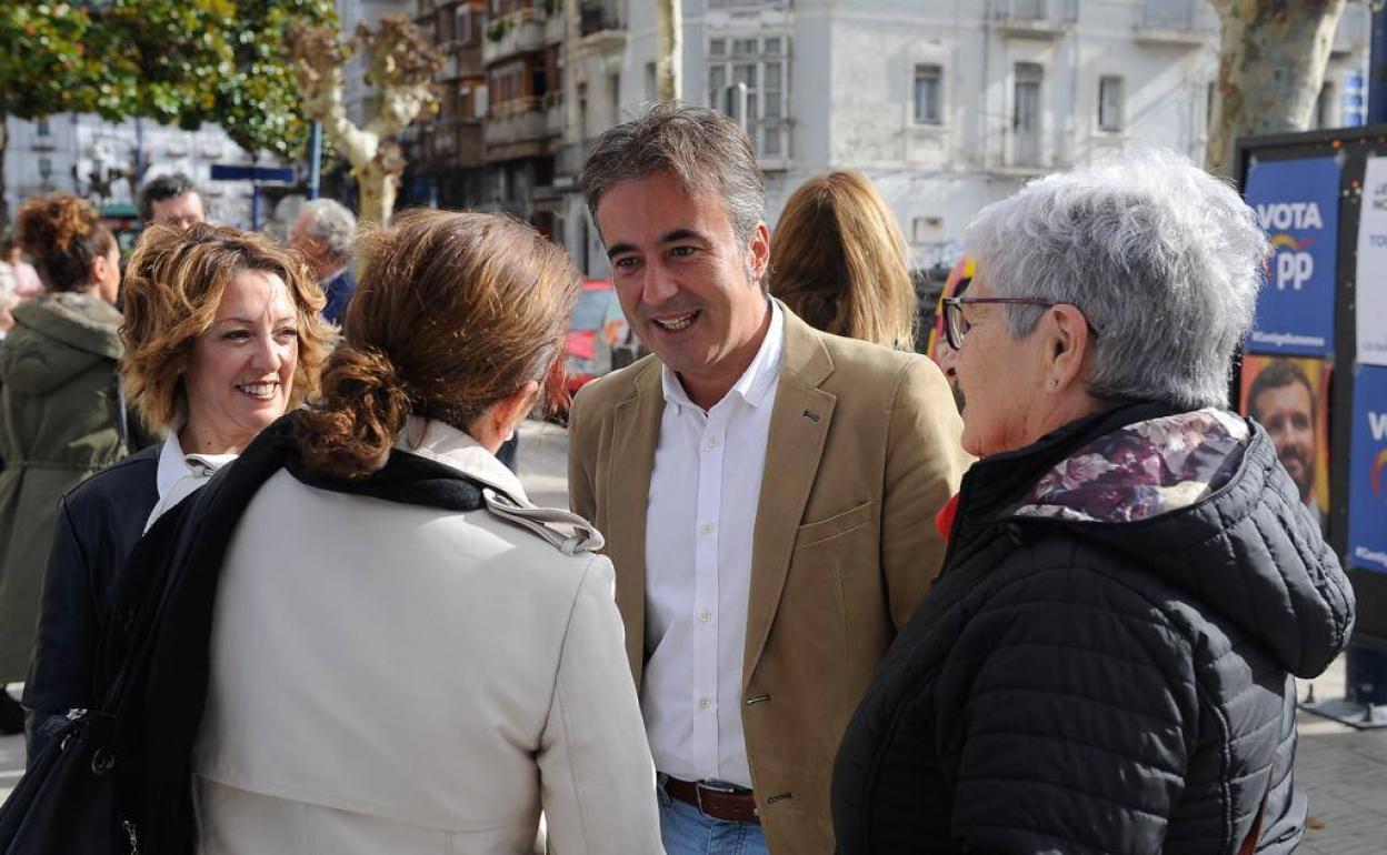 Movellán destaca la importancia que el PP da a las familias