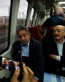 Imagen secundaria 2 - El PRC viaja a Bilbao para demostrar que en 60 años el «tren bala» sólo ha reducido el viaje en 10 segundos