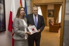 Fotos: La presentación de los Presupuestos, en imágenes