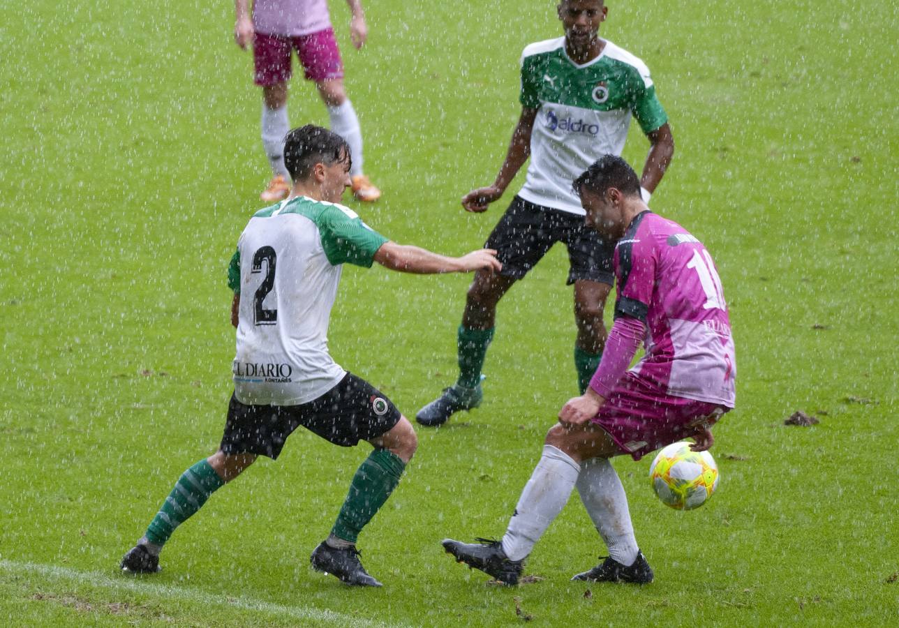 Fotos: El Rayo Cantabria gana a la Gimnástica el derbi en El Sardinero