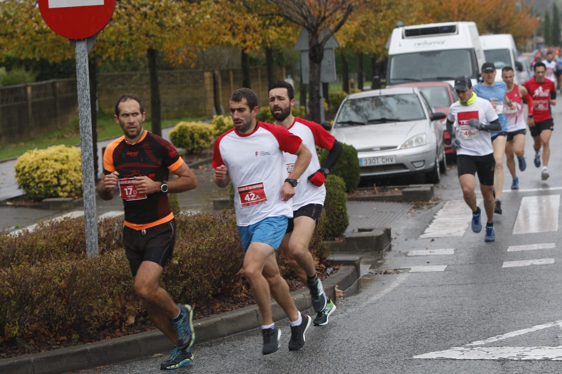 Torrelavega acoge la primera edición de la Carrera de las Empresas que organiza El Diario Montañés.