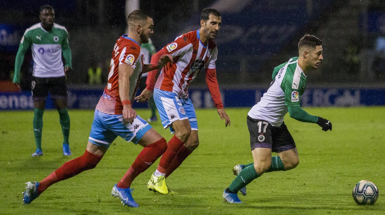 El Racing, mejor que el Lugo durante 72 minutos, perdona, se viene abajo y pierde otros dos puntos