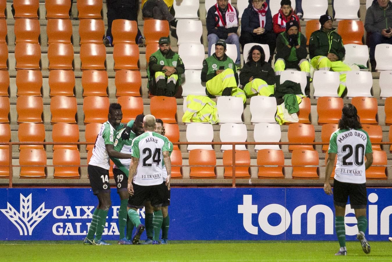 El Racing, mejor que el Lugo durante 72 minutos, perdona, se viene abajo y pierde otros dos puntos