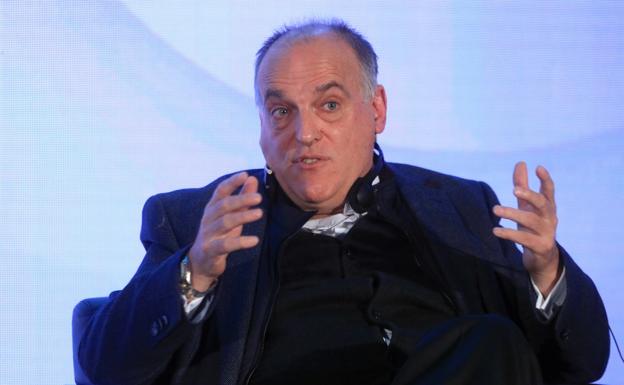 Tebas pide a la Federación que «coja el toro por los cuernos» ante la huelga de la liga femenina