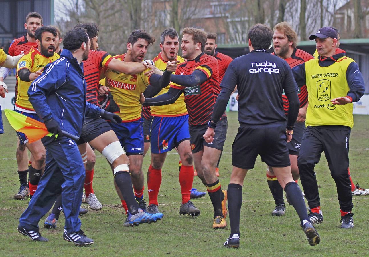 Encuentro entre la Selección Española de rugby y la Belga para el Mundial de Japón de 2019, donde las controvertidas decisiones arbitrales, hicieron saltar “chispas” a la finalización del encuentro. Petit Heysel (Bélgica) 18-03-2018