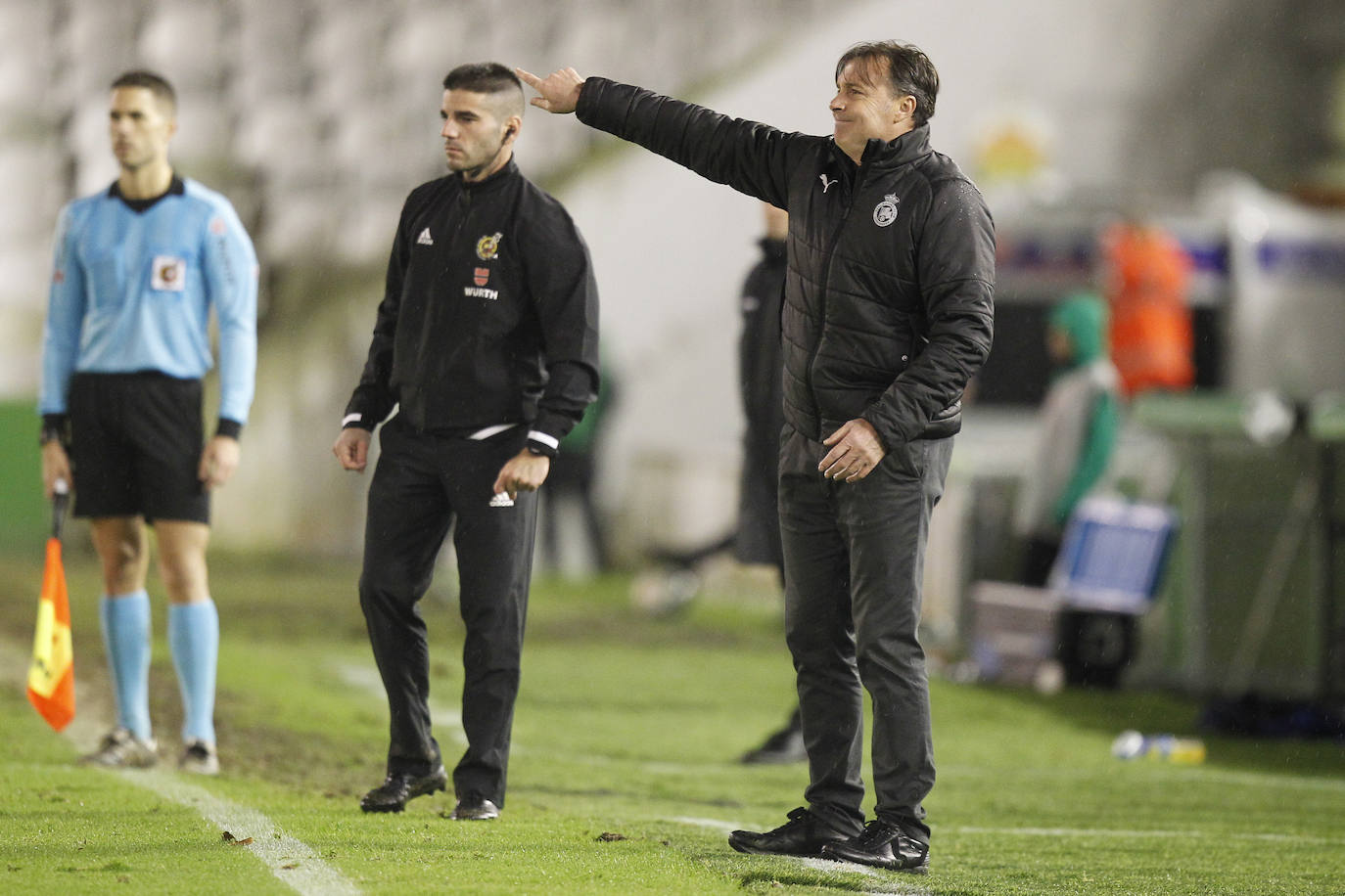 Fotos: El Racing enfrenta al Extremadura en El Sardinero