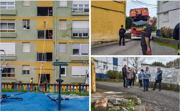 Los bomberos improvisaron una tirolina como plan 'b'.