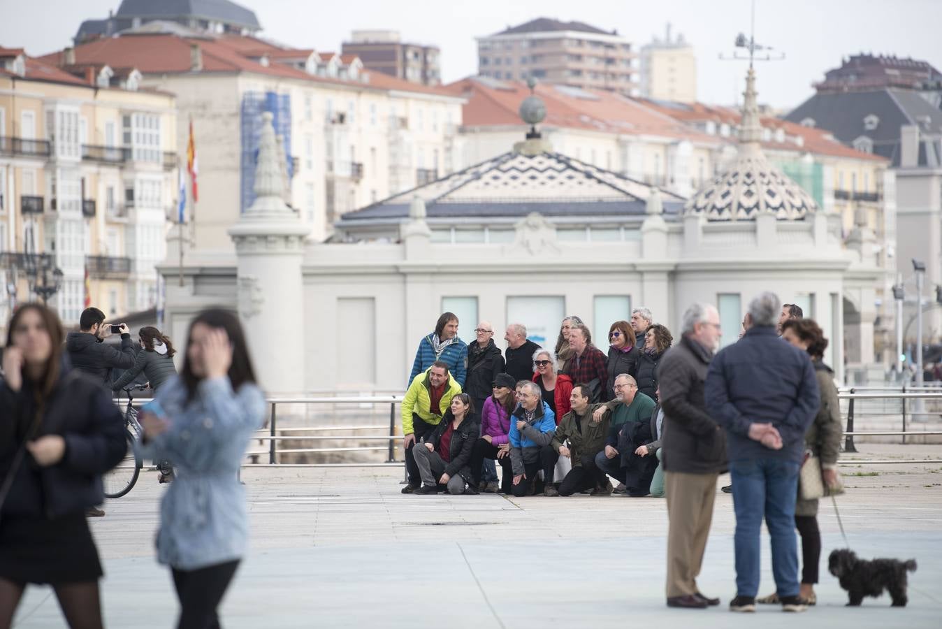 Los primeros turistas llegaron ayer a Santander con muchos planes para visitar la ciudad, la costa y el interior de la región.