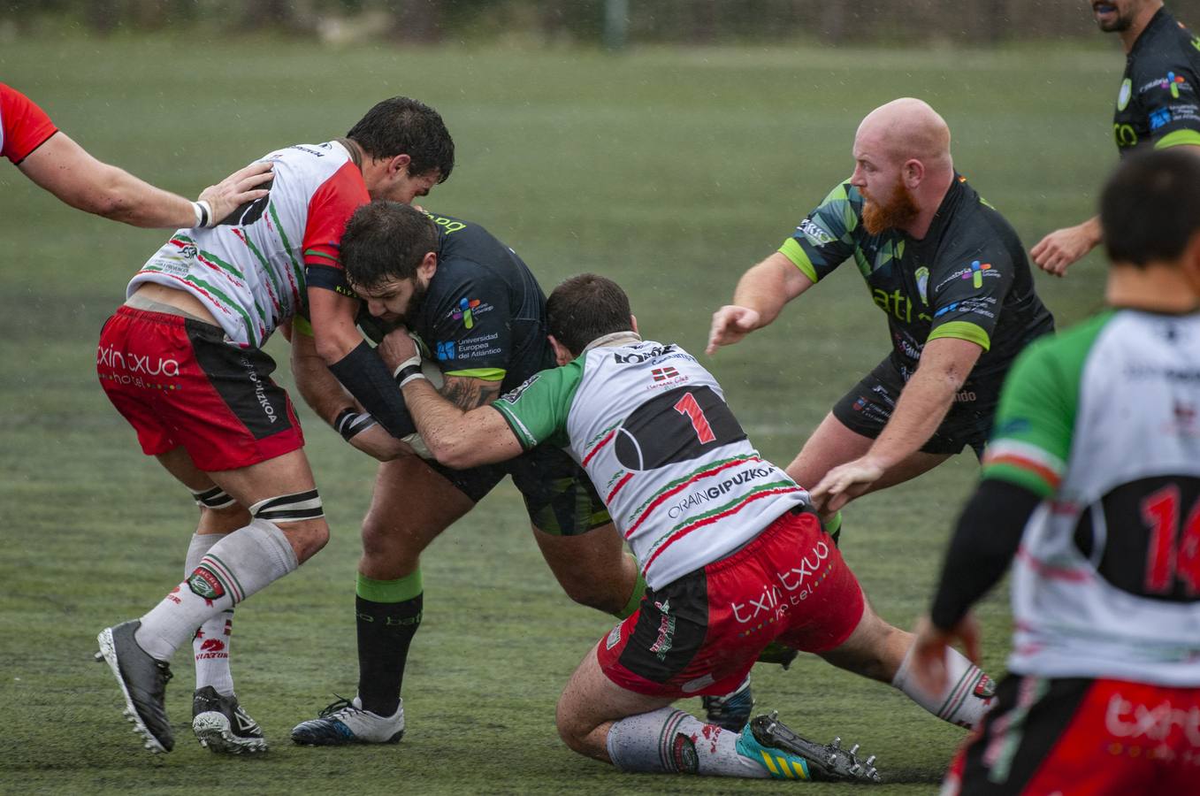 Fotos: Las mejores imágenes del Bathco Rugby - Club Hernani