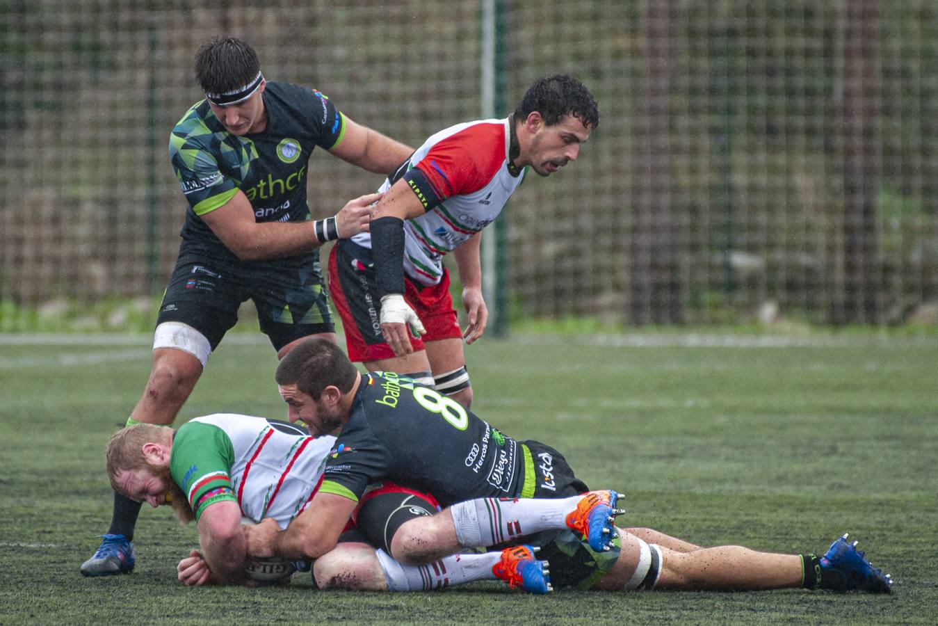 Fotos: Las mejores imágenes del Bathco Rugby - Club Hernani