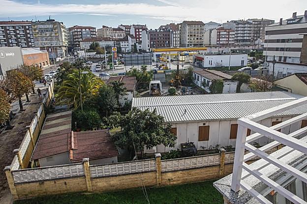 El nuevo Hogar del Transeúnte se levantará en el emplazamiento del anterior, en la confluencia de las calles Pablo Garnica y Pancho Cossío. 