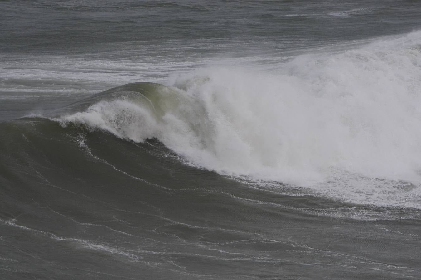 Oleaje en Suances.