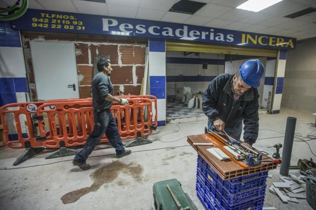 Inicio de los trabajos de reforma del Mercado de Puertochico, en Santander. 