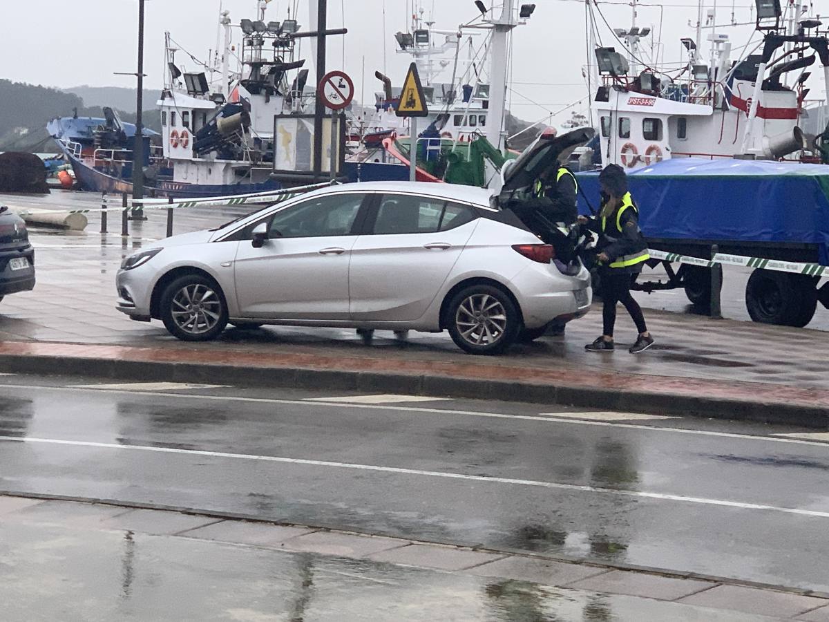 Fotos: Dispositivo en el puerto de Santoña por el hallazgo del cadáver de una niña