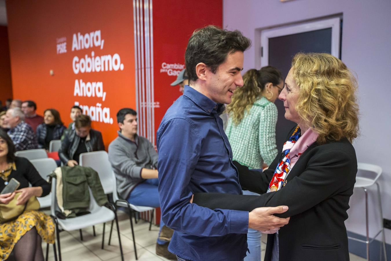 No ha habido que esperar al casi siempre polémico turno de ruegos y preguntas que se espera que se alargue hasta la tarde -hay pedidos 28 turnos de palabra- porque el secretario general de la formación, Pablo Zuloaga, ha entrado de lleno en casi todos los asuntos candentes 