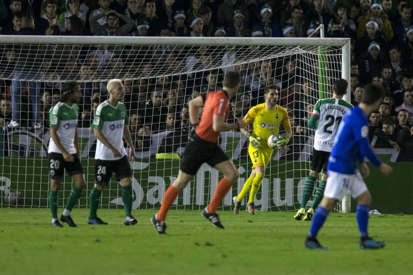 Fotos: Los momentos del Racing-Oviedo