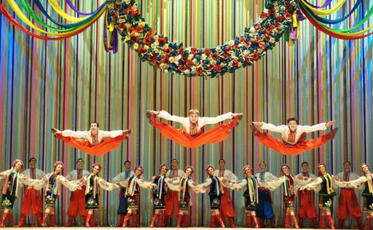 Virsky National Ensemble mezcla la música y la danza con el humor y la poesía