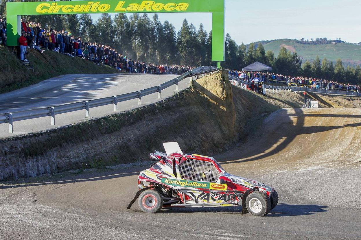 Dani Sordo retó a Nil Solans, el ganador de la Carrera de Campeones, a un duelo sobre coches del tipo car cross