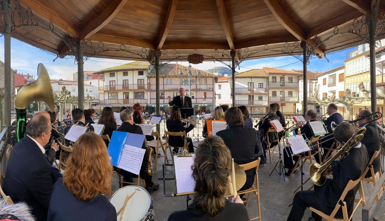 Concierto de Navidad de la banda. :: DM 