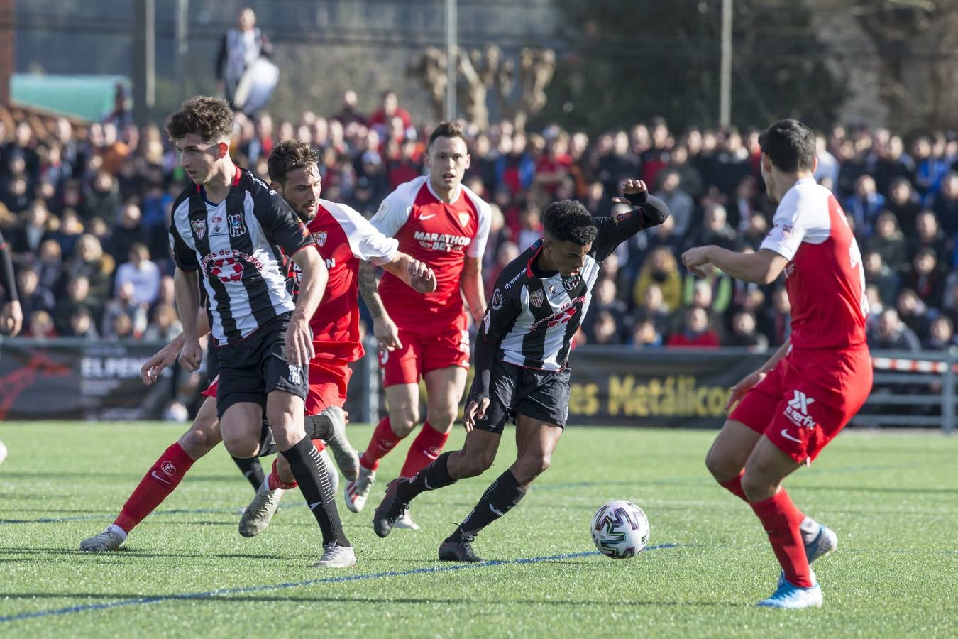 El Escobedo ha caido por 0 a 5 ante un Sevilla que ha demostrado por qué es uno de los mejores equipos de Europa