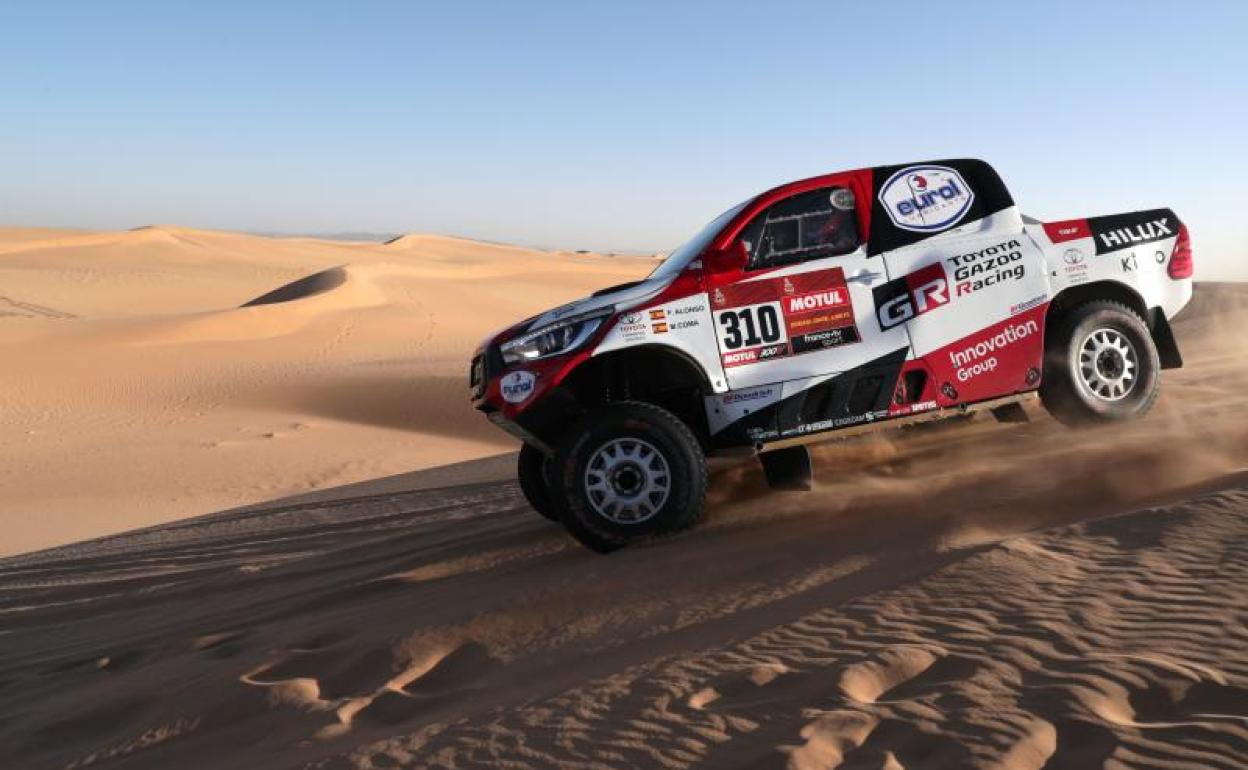 Fernando Alonso, durante la octava etapa del Rally Dakar.