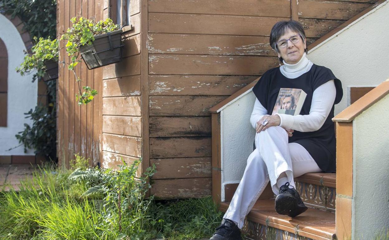 Nieves Álvarez protagoniza la charla coloquio de la librería santanderina.