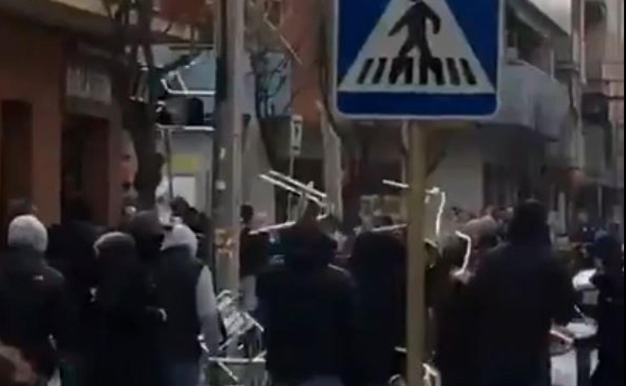 Pelea entre ultras en las inmediaciones del campo del Espanyol antes del partido