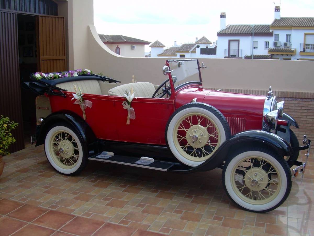 Fotos: El original diseño de aquellos coches de antaño