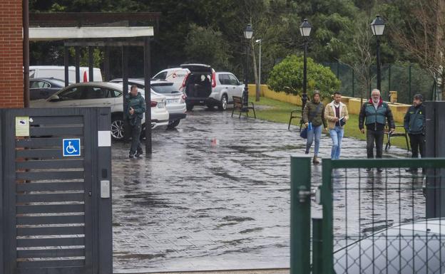 Imagen principal - Muere una anciana tras un escape de gas en la residencia de Puente Arce