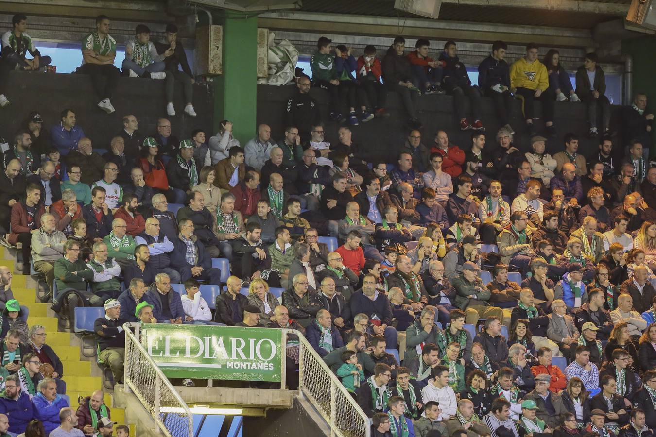 Fotos: Búscate si estuviste en la Tribuna Este de los Campos de Sport