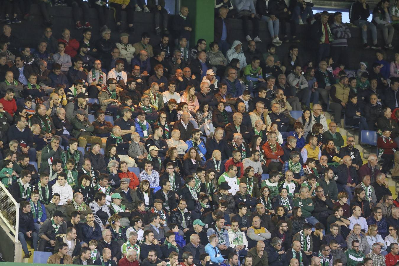 Fotos: Búscate si estuviste en la Tribuna Este de los Campos de Sport