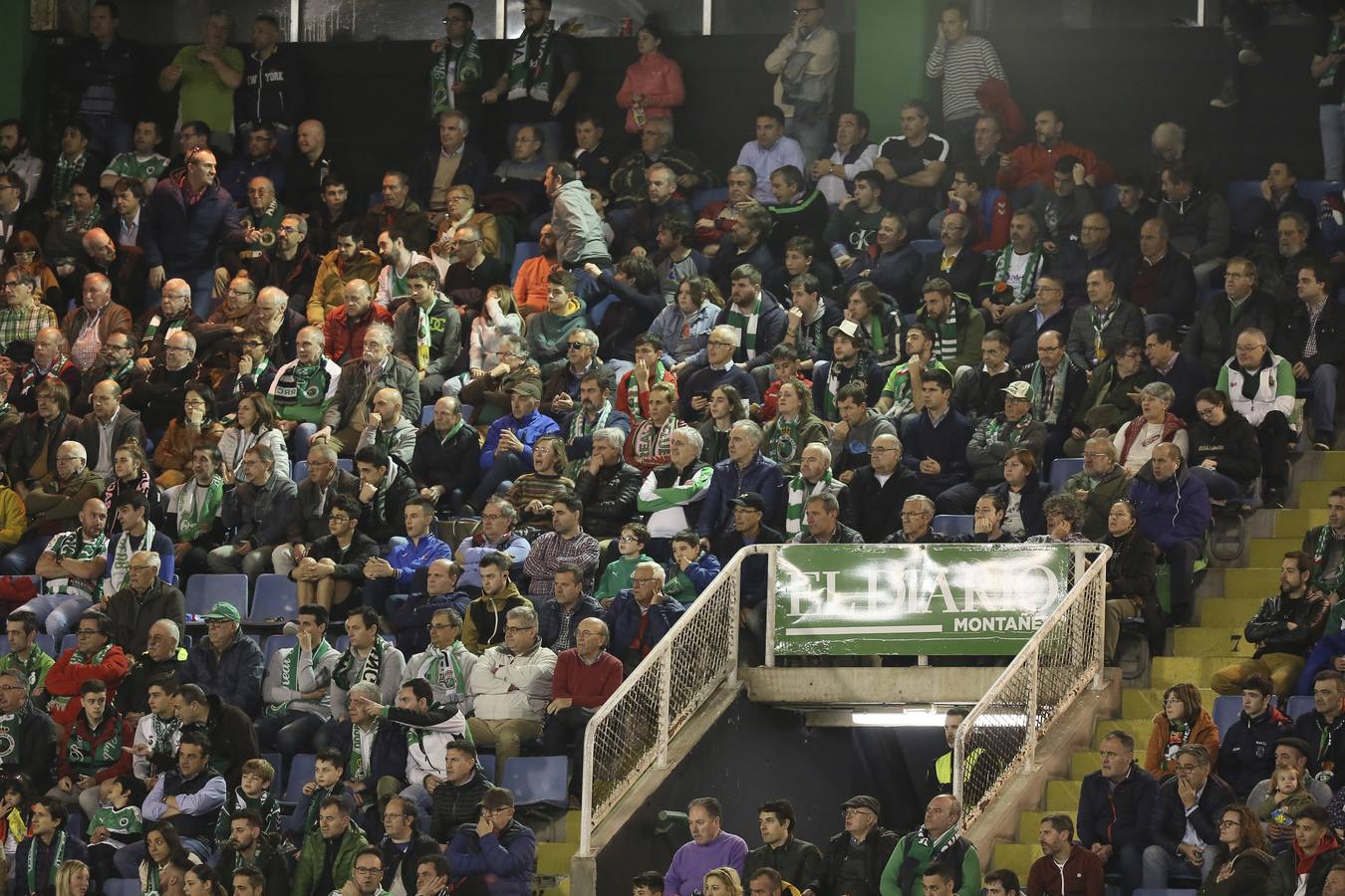 Fotos: Búscate si estuviste en la Tribuna Este de los Campos de Sport