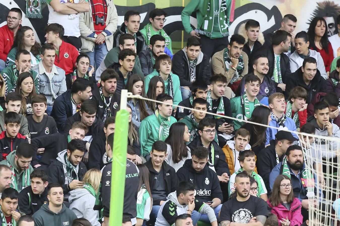 Fotos: Búscate si estuviste en la Tribuna Norte de los Campos de Sport