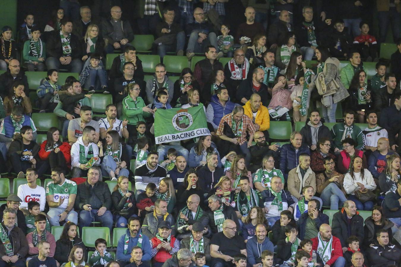 Fotos: Búscate si estuviste en la Tribuna Norte de los Campos de Sport