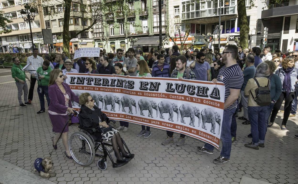 Una protesta de interinos de la enseñanza en 2018.