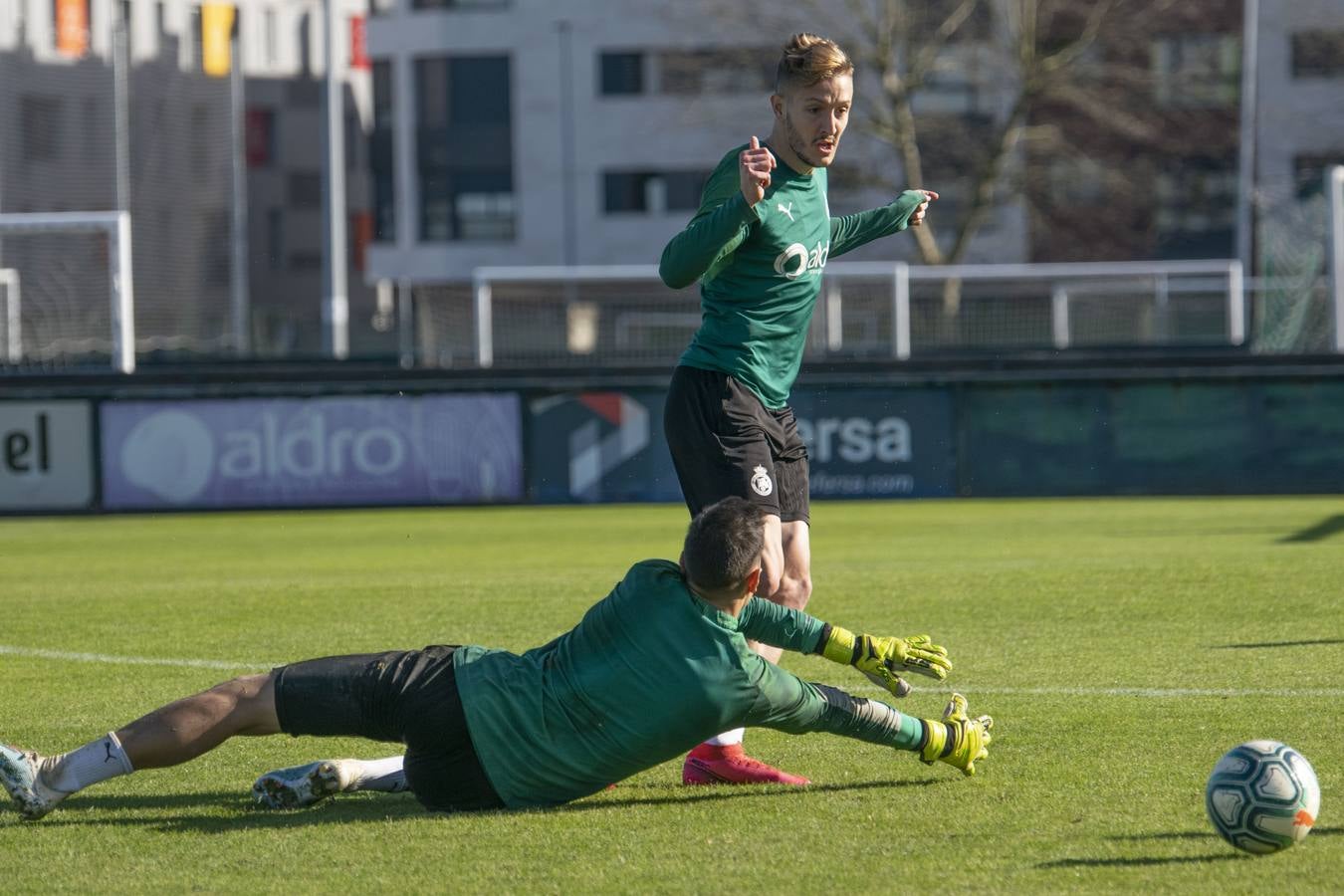 Fotos: Entrenamiento del racing para preparar el partido ante el Málaga