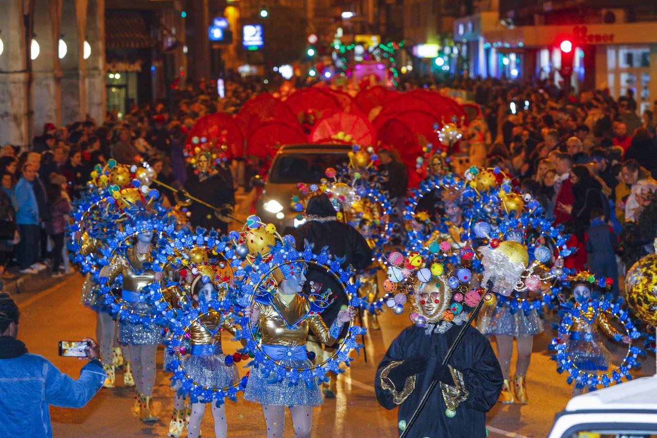 Fotos: Desfile multitudinario en Torrelavega