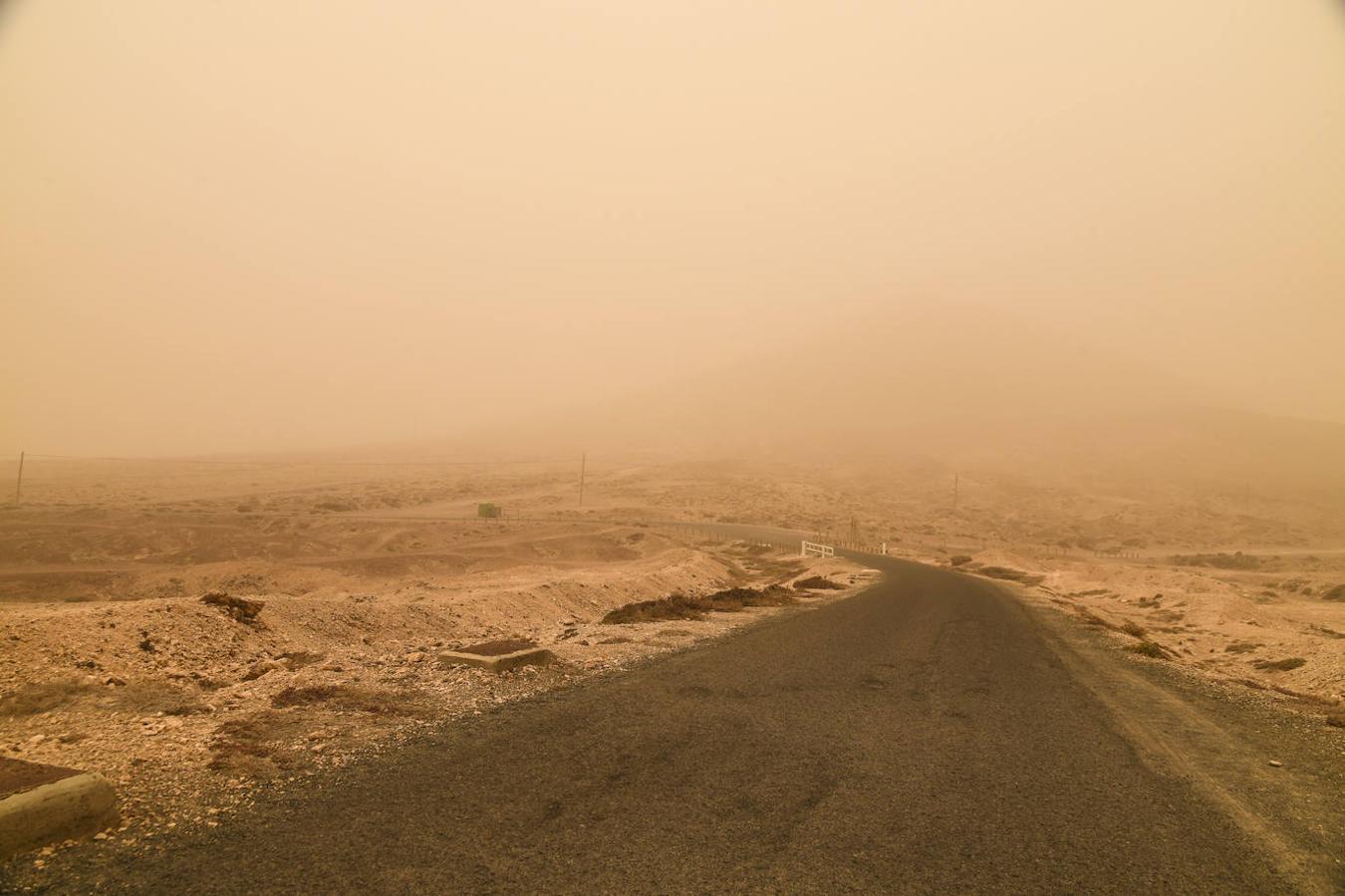 Poco se puede apreciar del paisaje por falta de visibilidad.