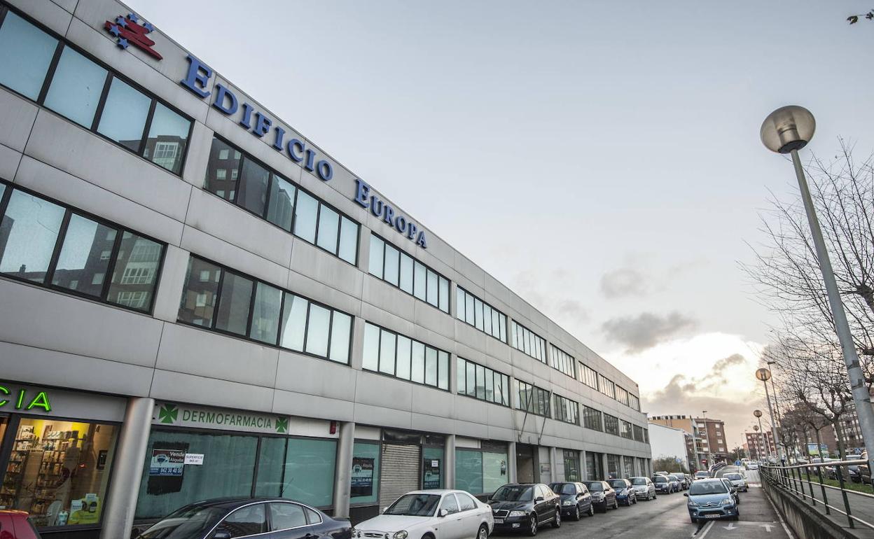 El edificio de La Albericia acoge ya varios juzgados desde 2015