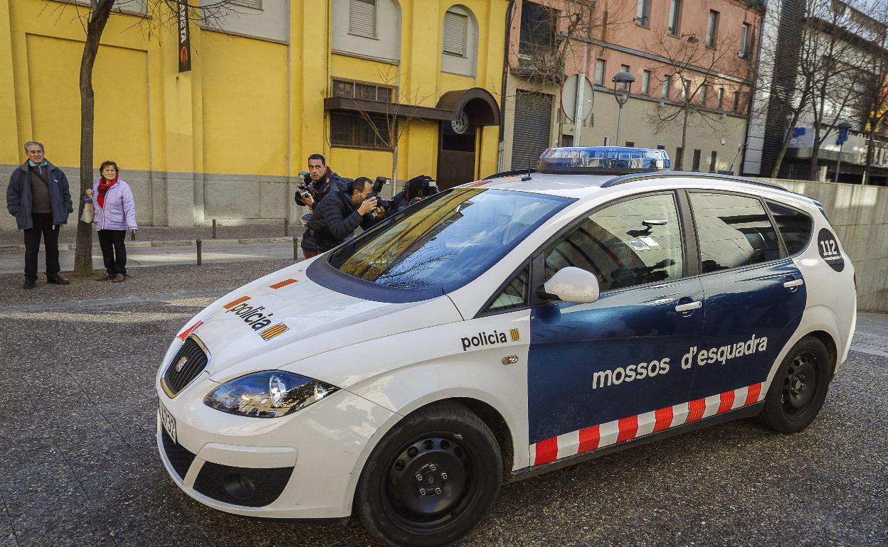 Coche de los Mossos d' Esquadra 