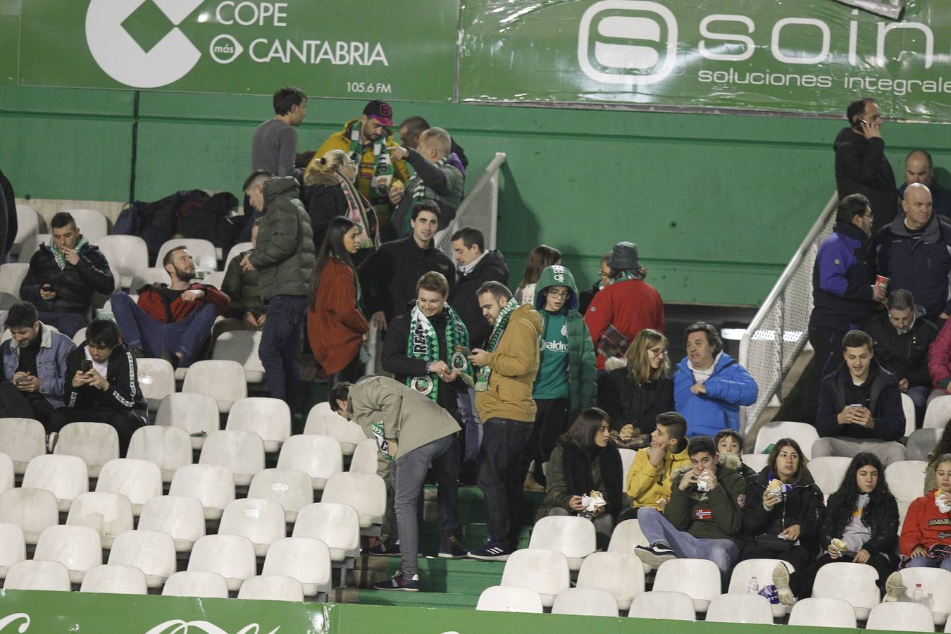 Fotos: Búscate si estuviste en la Tribuna Este de los Campos de Sport