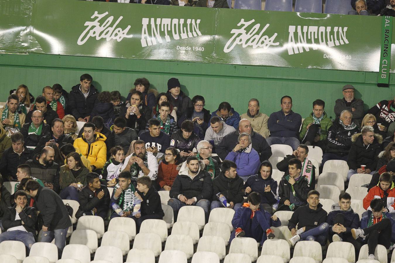 Fotos: Búscate si estuviste en la Tribuna Este de los Campos de Sport