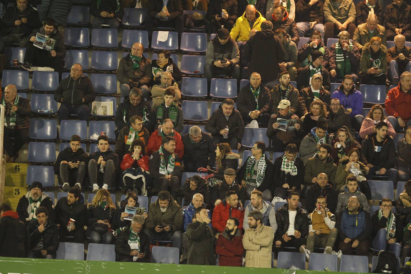 Fotos: Búscate si estuviste en la Tribuna Este de los Campos de Sport