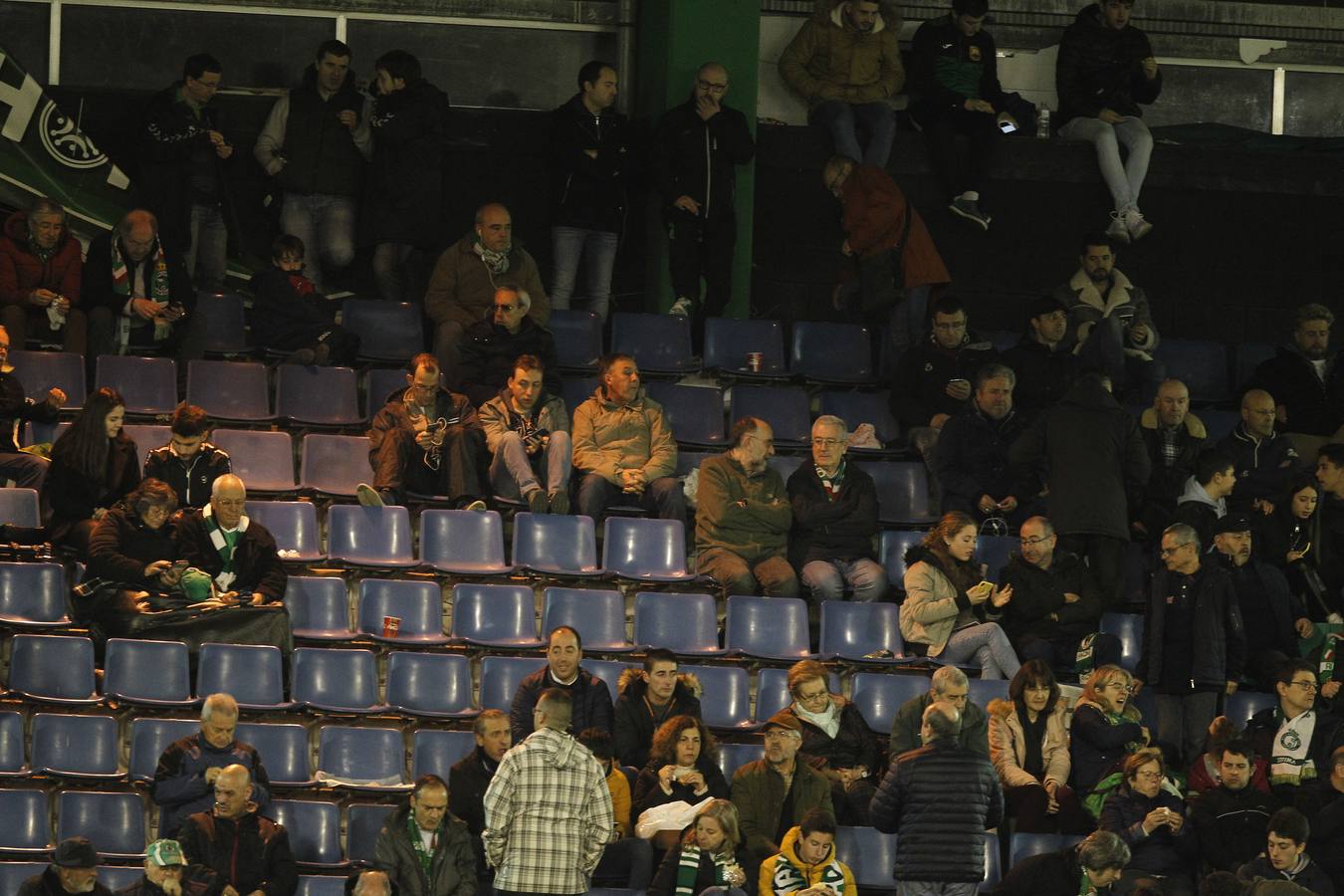 Fotos: Búscate si estuviste en la Tribuna Este de los Campos de Sport